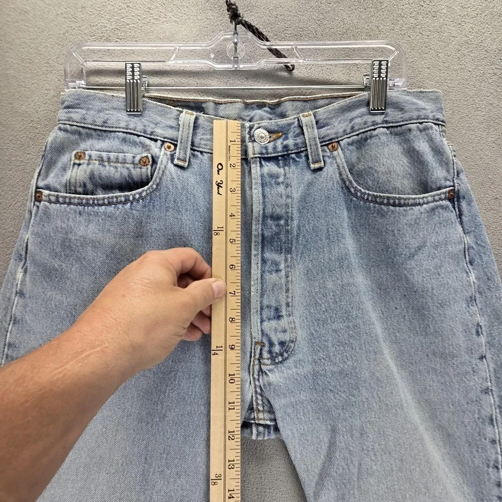 Vintage Levis 501 Jeans Mens Blue Light Wash Made In USA Button Fly Fits 30x30